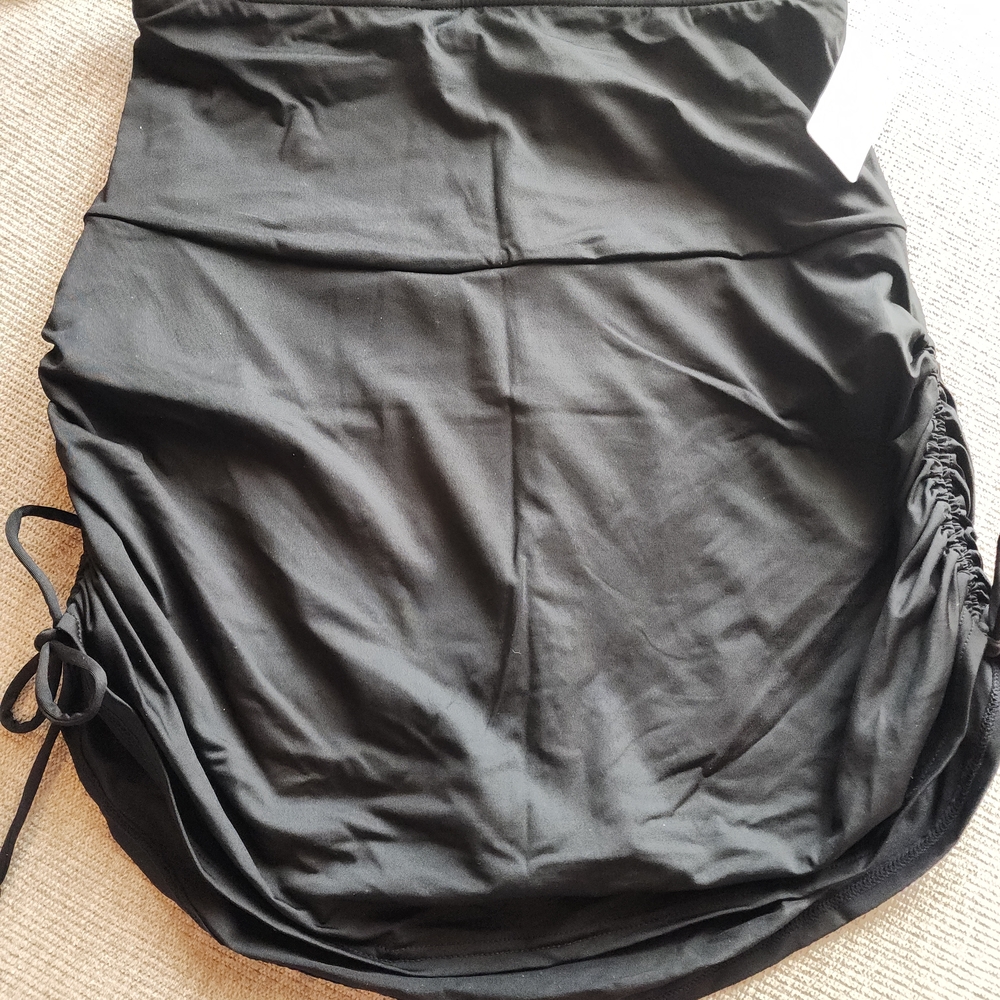 NWT Women's Black Ruched Swim Skirt